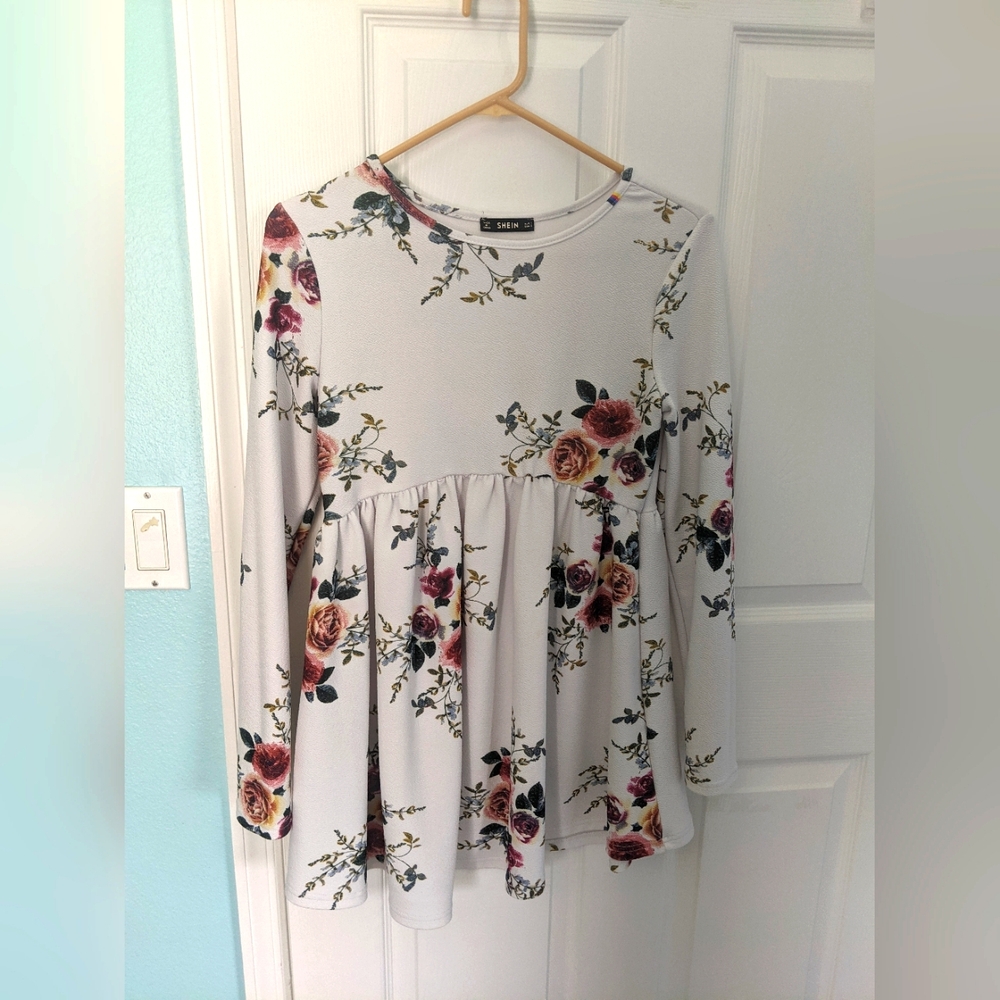 Mini floral long sleeve dress